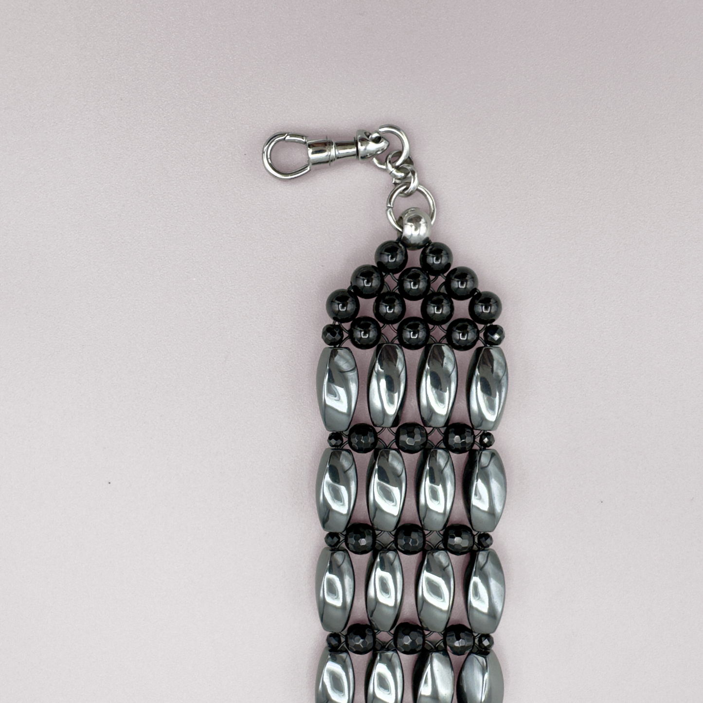 Choker in Hematite + Black Onyx