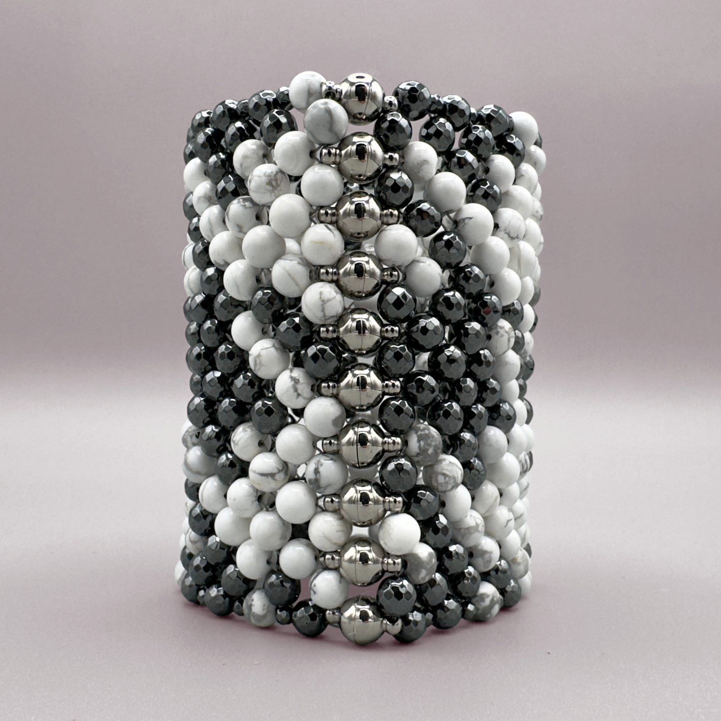 SAHARA S10 Bracelet in Howlite + Hematite