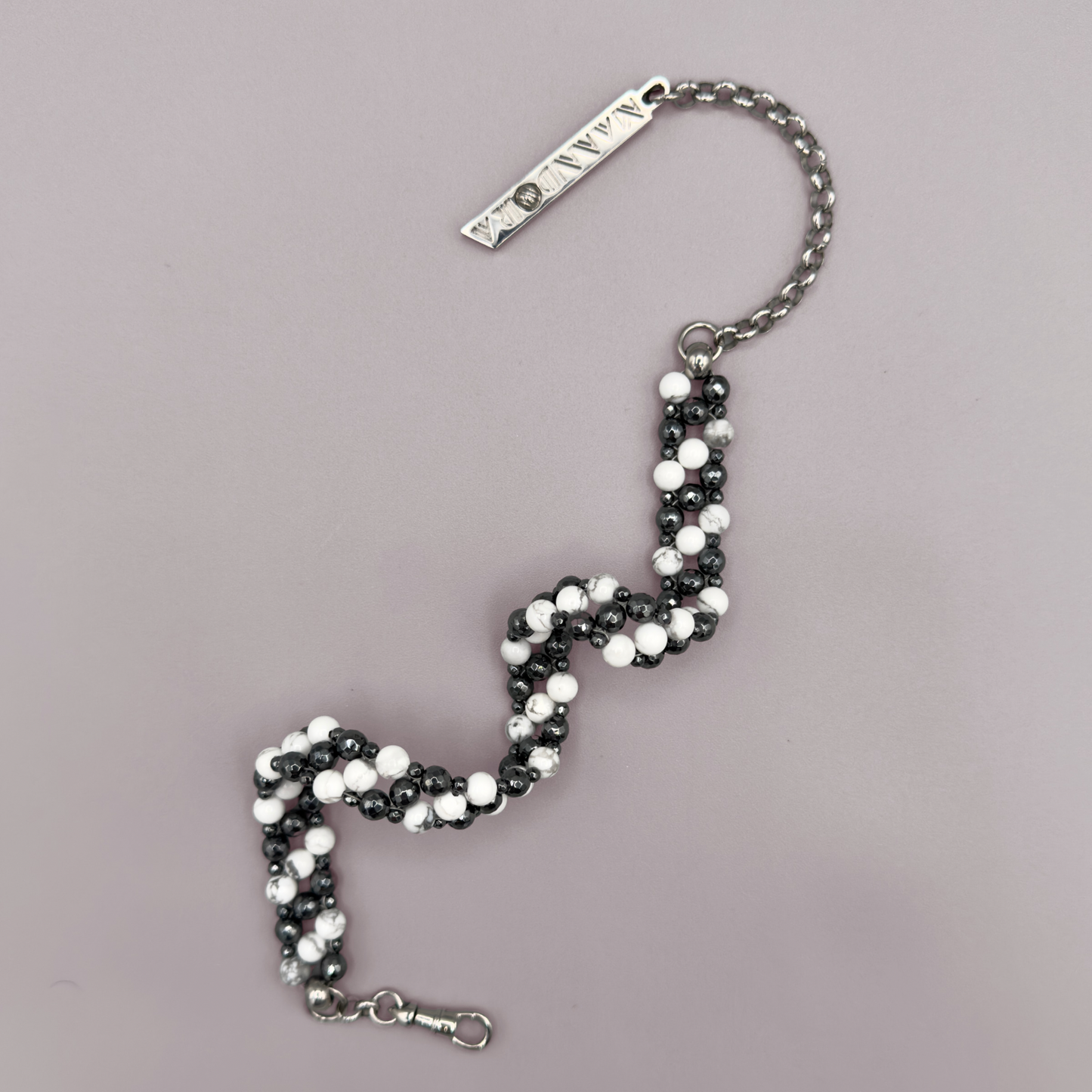 SAHARA S2 Choker in Howlite + Hematite