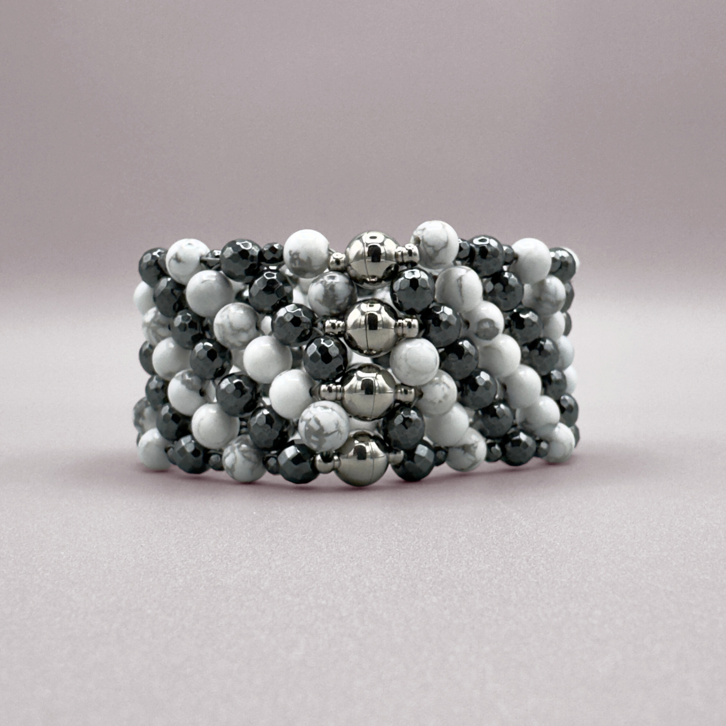SAHARA S4 Bracelet in Howlite + Hematite