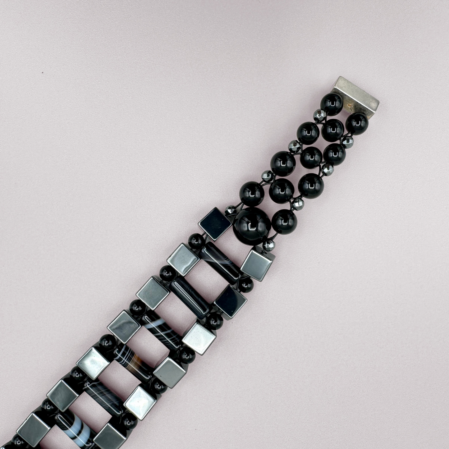 Magnetic Necklace in Hematite + Black Sardonyx