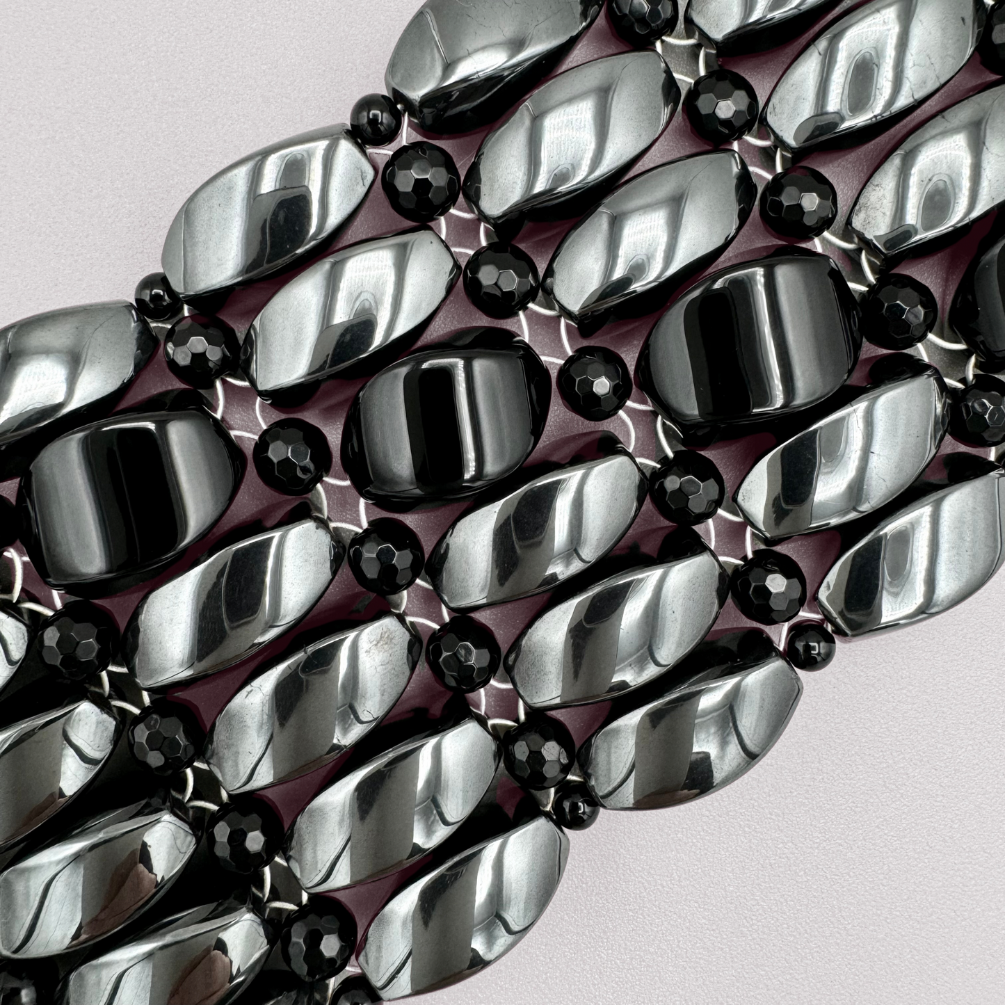 Bracelet in Hematite + Black Onyx