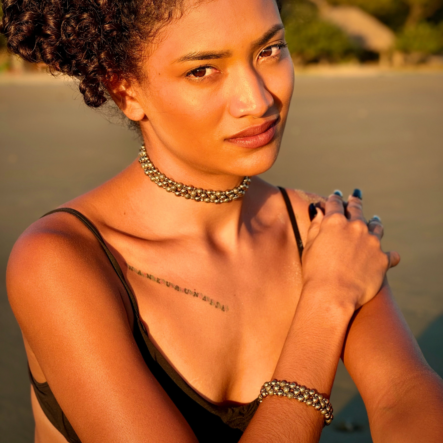 SAHARA S2 Choker in Pyrite + Gold