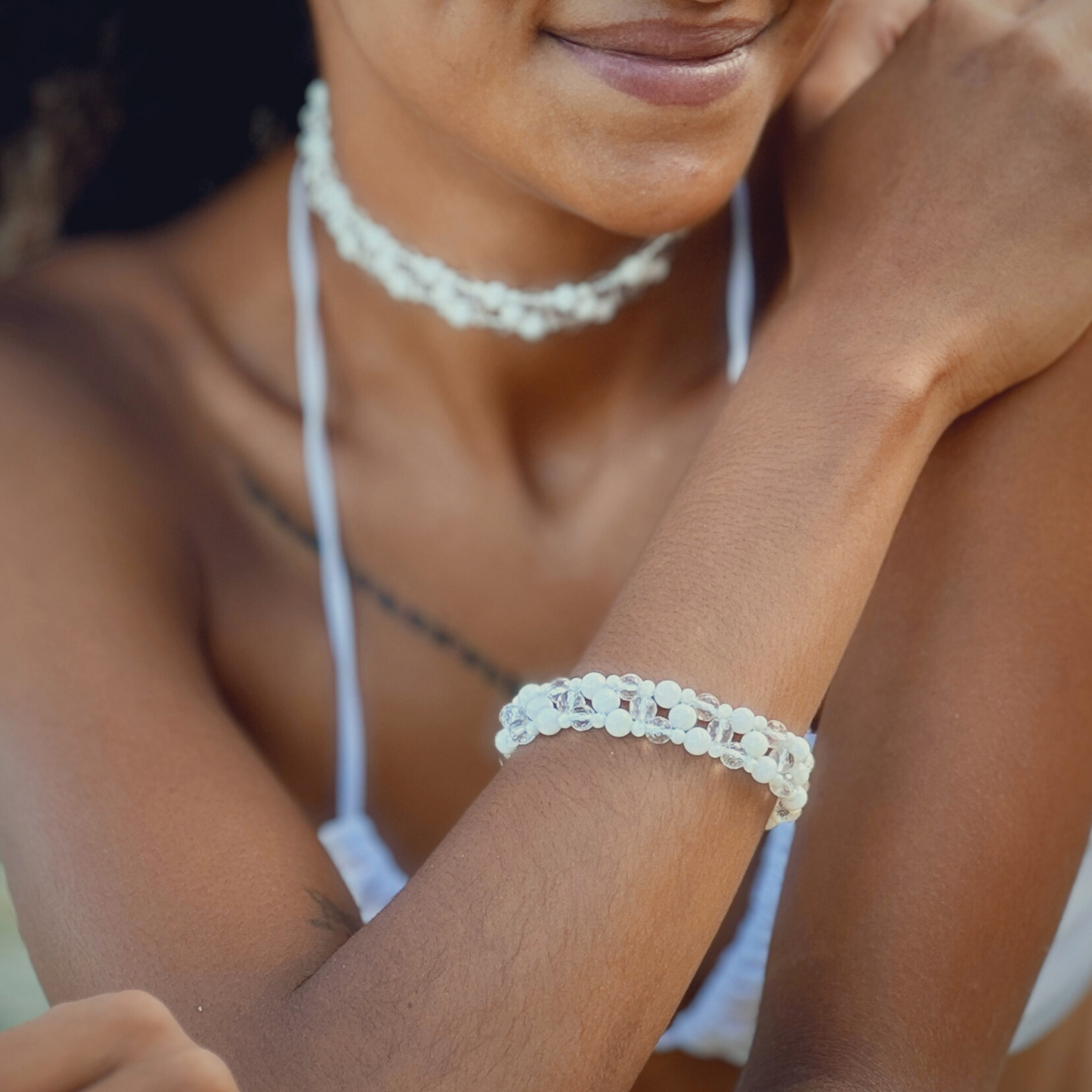 SAHARA S2 Bracelet in White Shell + Clear Quartz