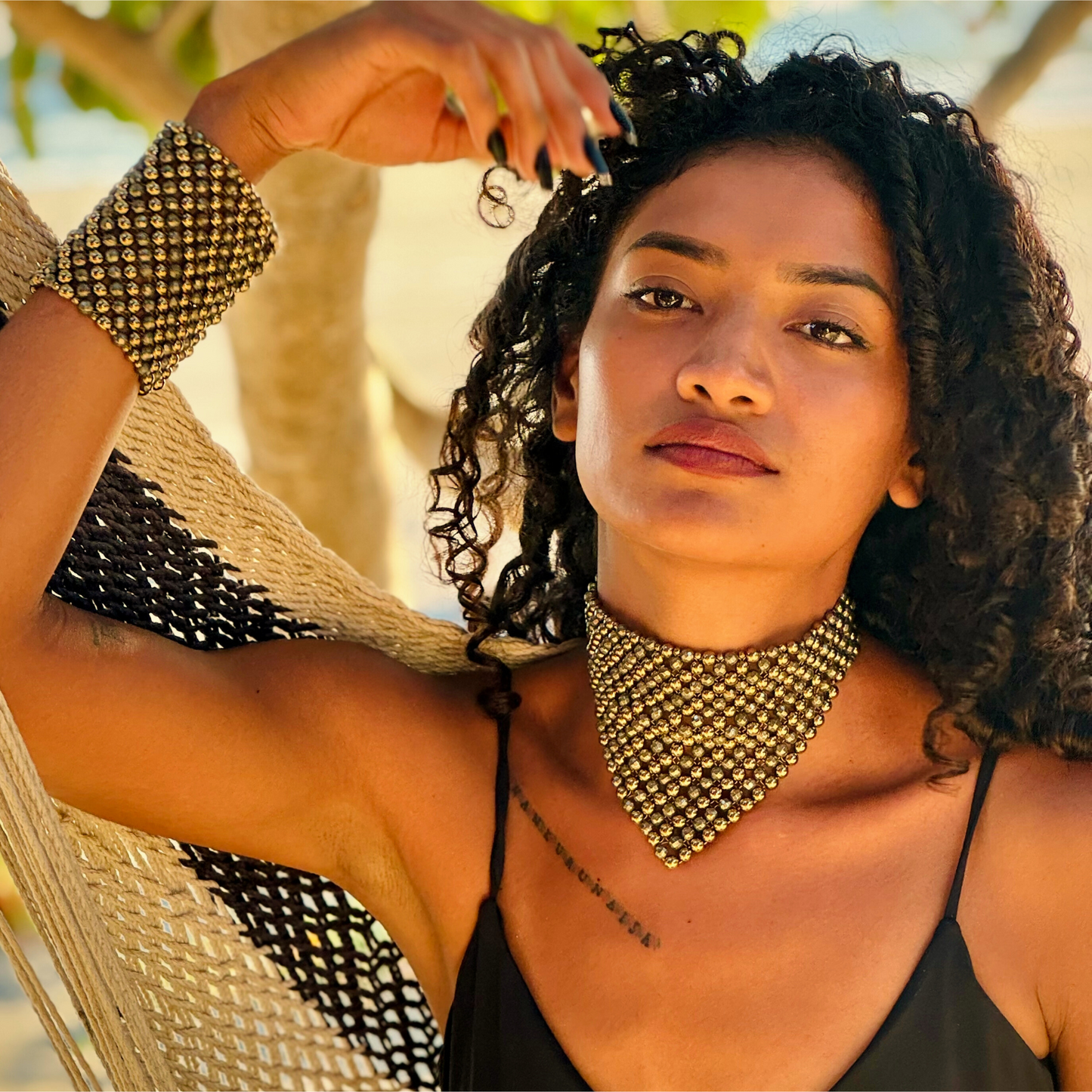 SAHARA S12 Choker in Pyrite + Gold