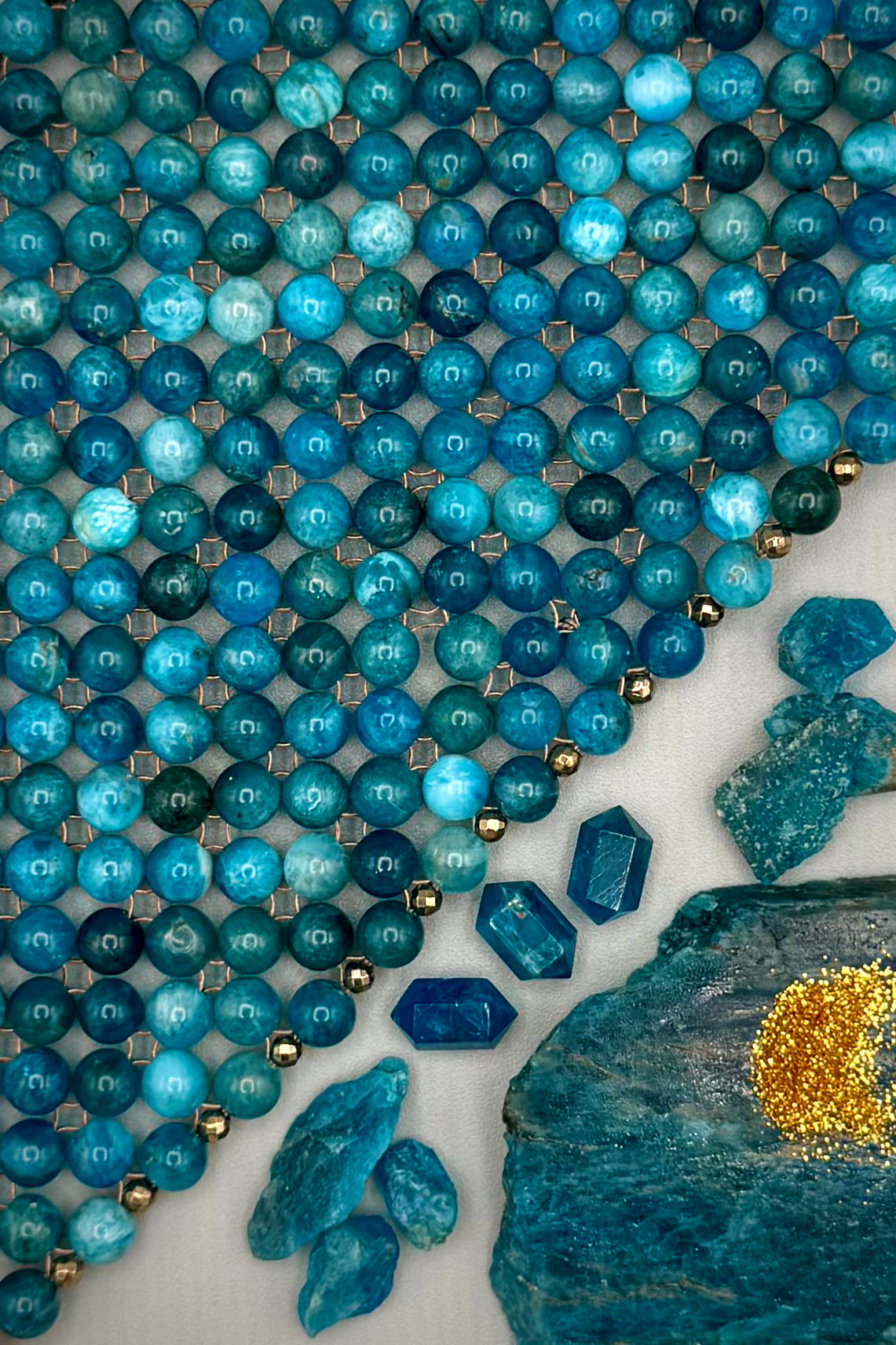 OCEAN BLUE (Apatite)