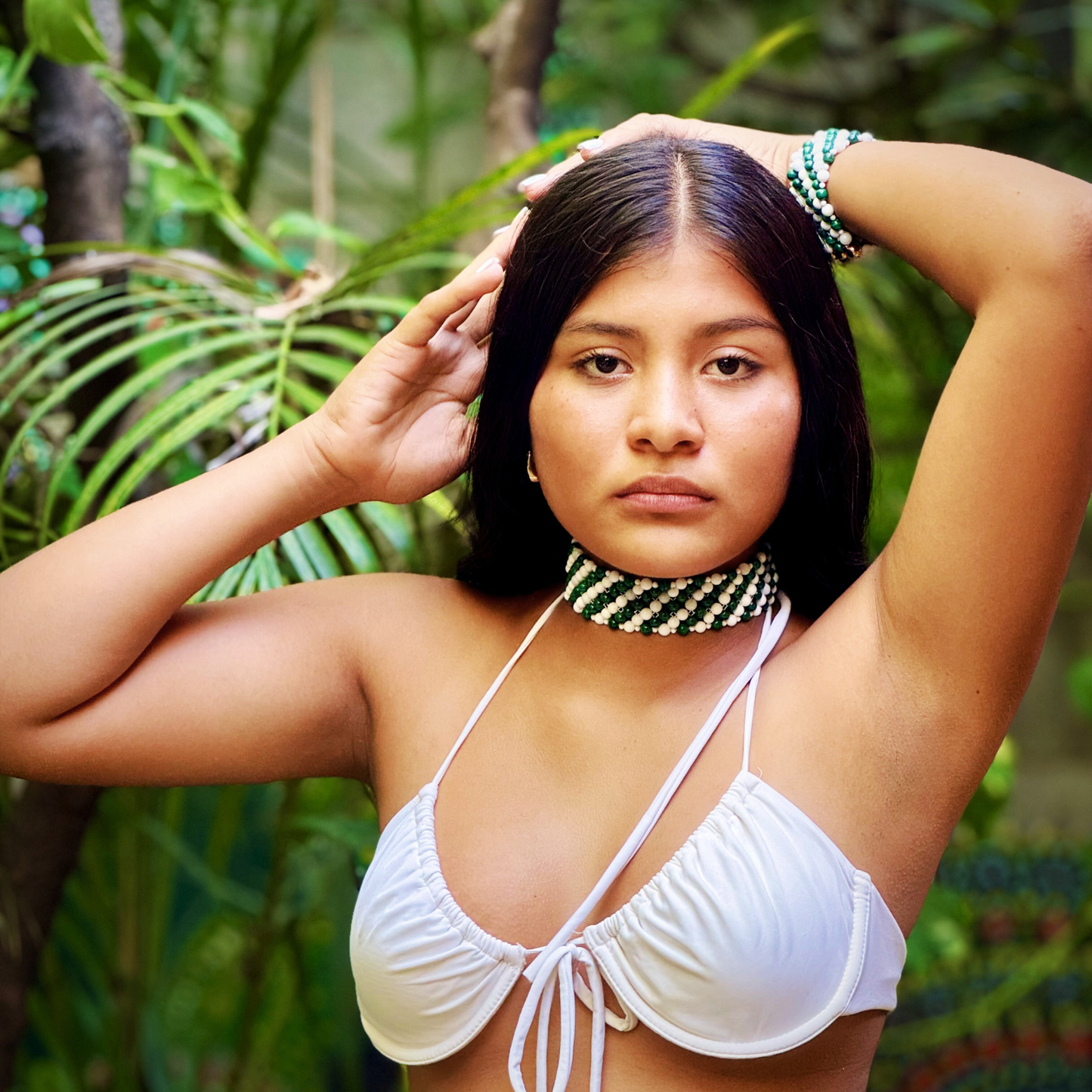 SAHARA S4 Choker in Malachite + White Shell