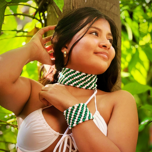 SAHARA S6 Choker in Malachite + White Shell