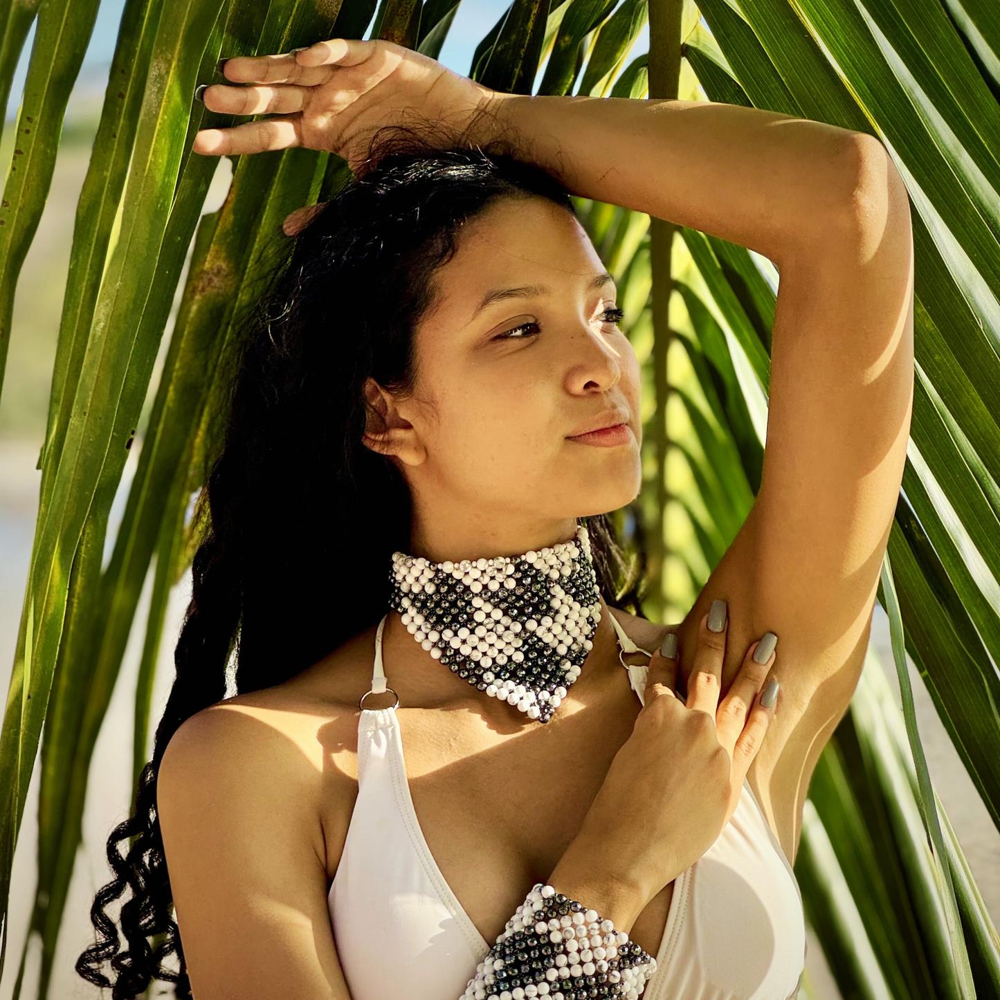 SAHARA S12 Choker in Howlite + Hematite