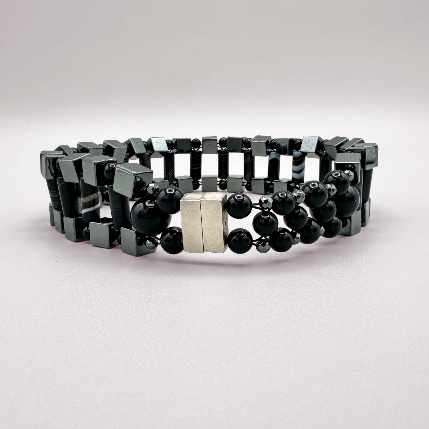 Magnetic Necklace in Hematite + Black Sardonyx