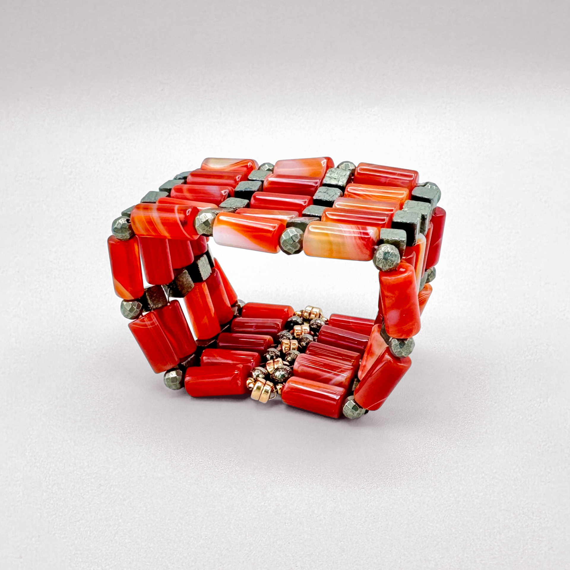 アクセサリー Rusty Thought FOLDS BANGLE LONG OOAK #2 Bangle in Red Sardonyx + Pyrite – Manndora