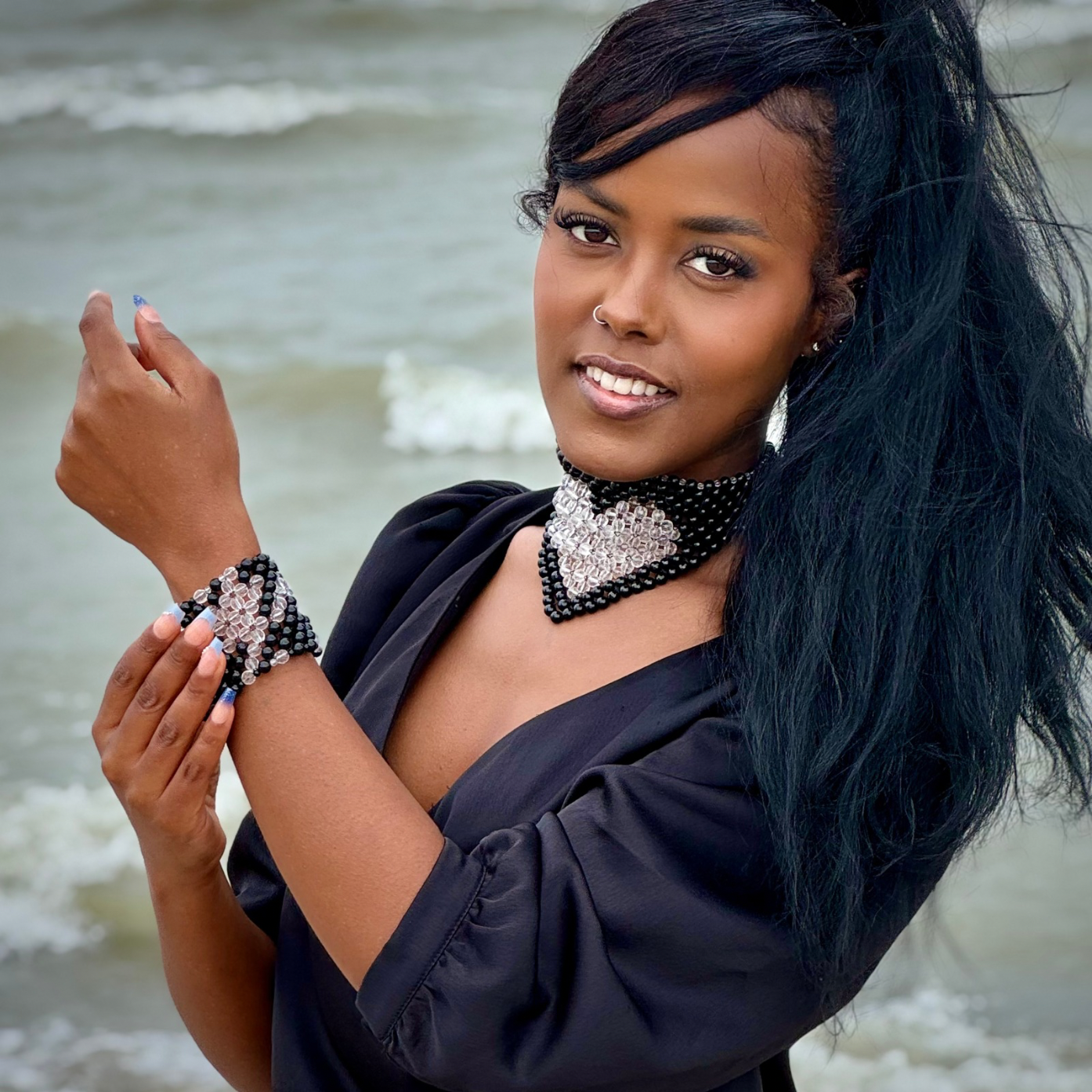 SAHARA S12 Choker in Black Onyx + Clear Quartz