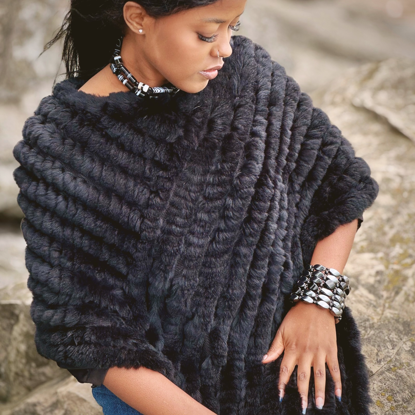 Bracelet in Hematite + Black Onyx