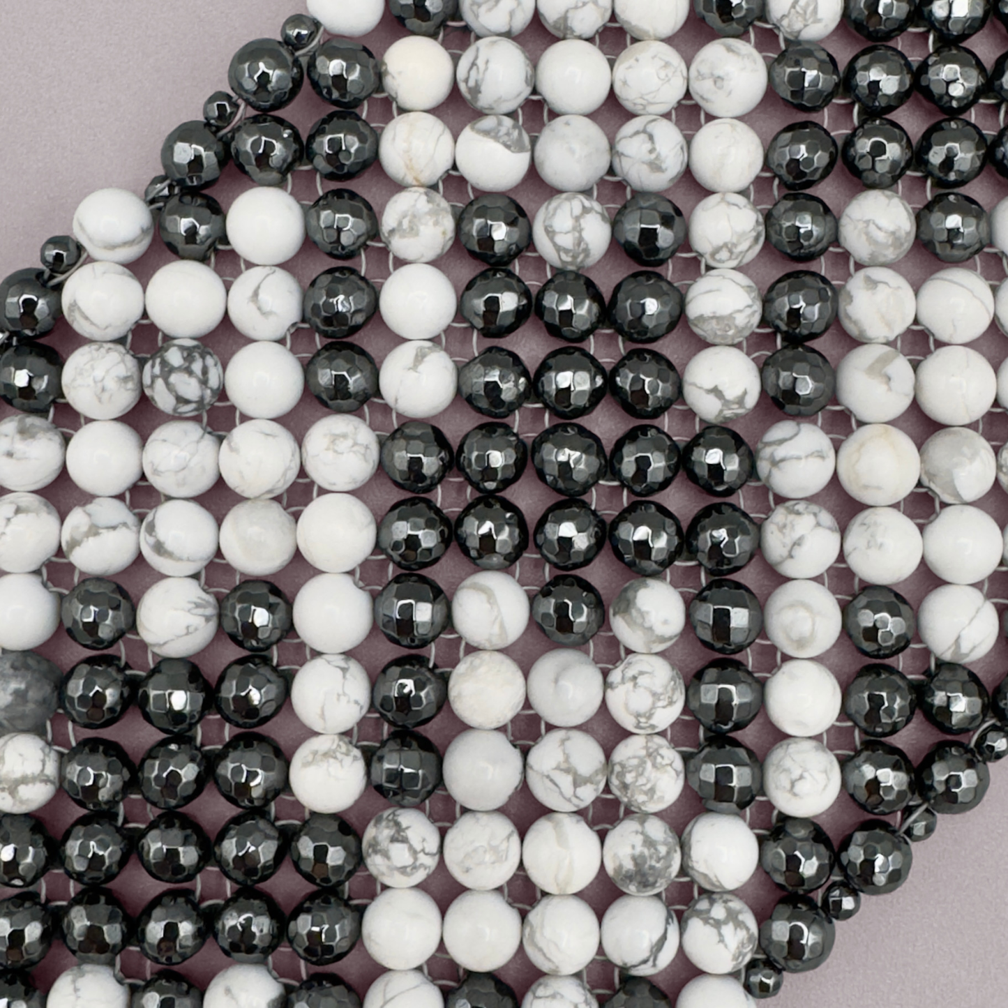 SAHARA S10 Bracelet in Howlite + Hematite