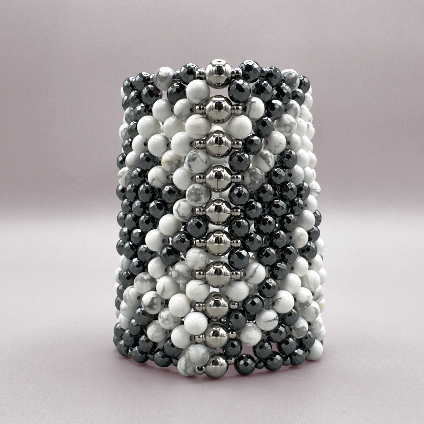 SAHARA S10 Bracelet in Howlite + Hematite