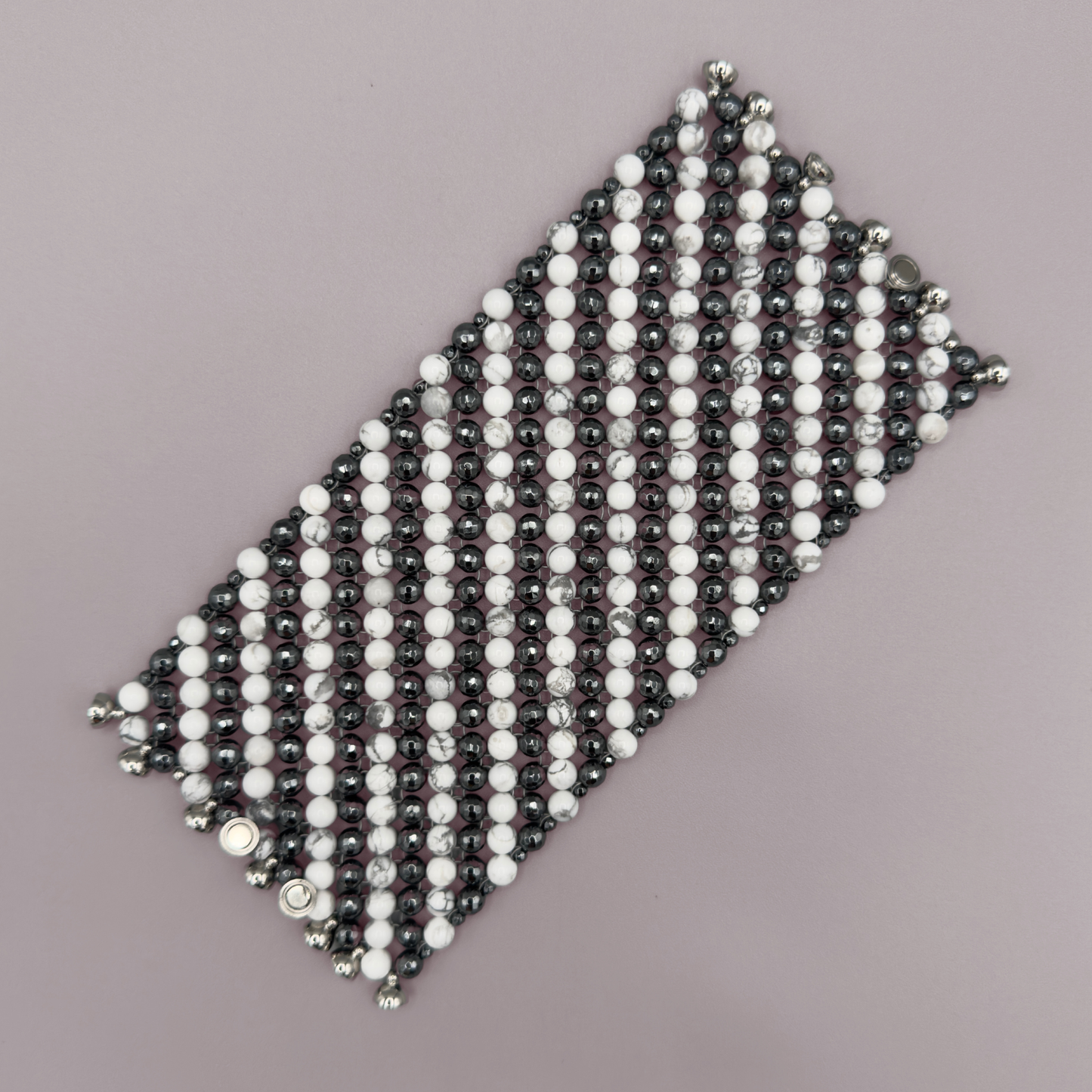SAHARA S8 Bracelet in Howlite + Hematite
