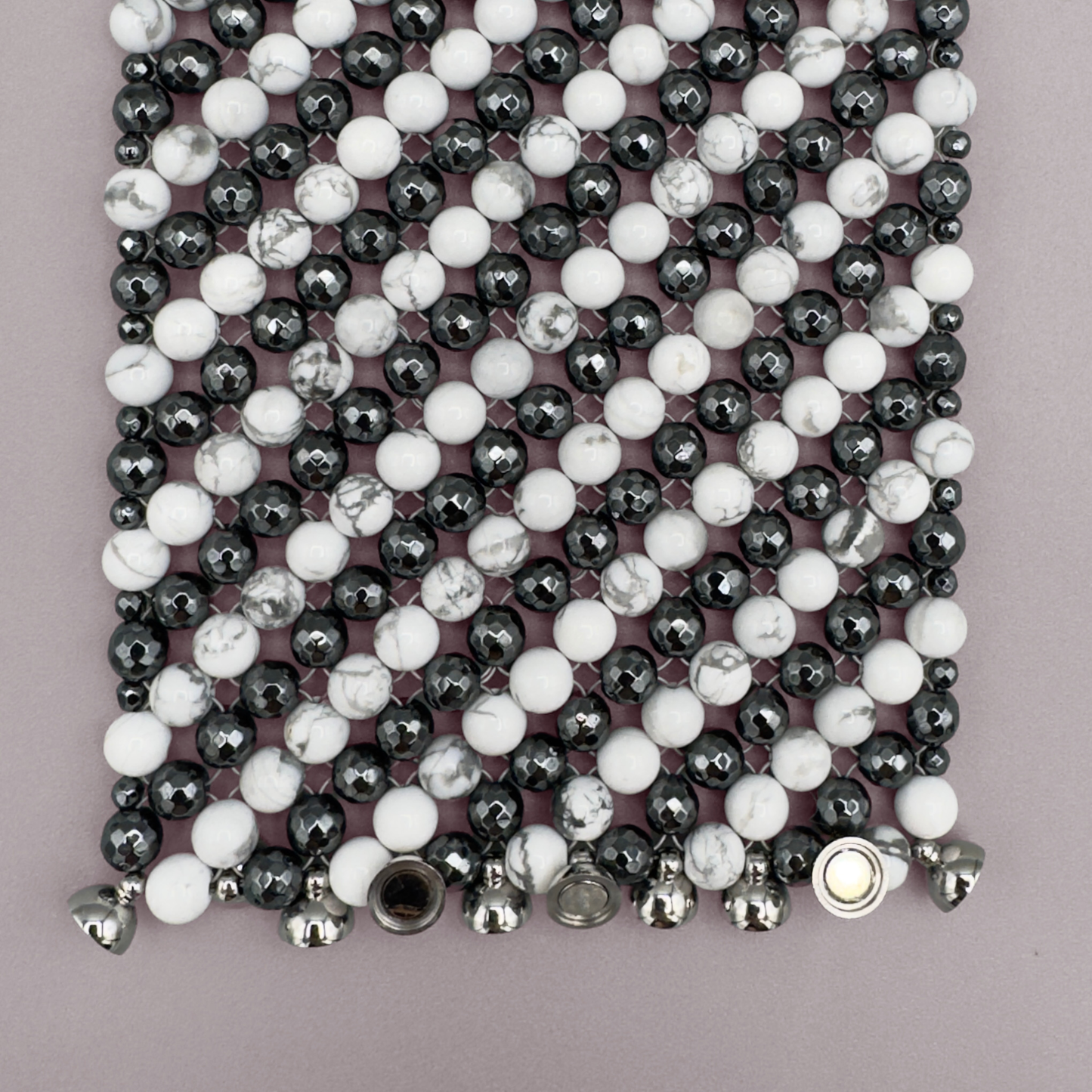 SAHARA S8 Bracelet in Howlite + Hematite