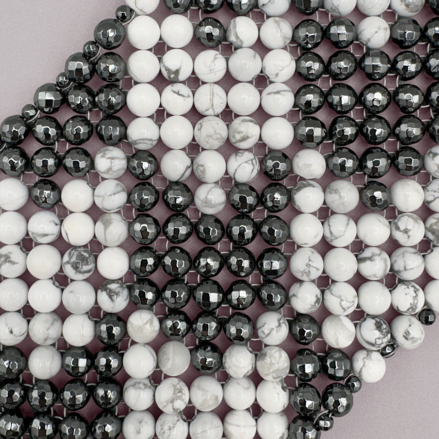 SAHARA S8 Bracelet in Howlite + Hematite