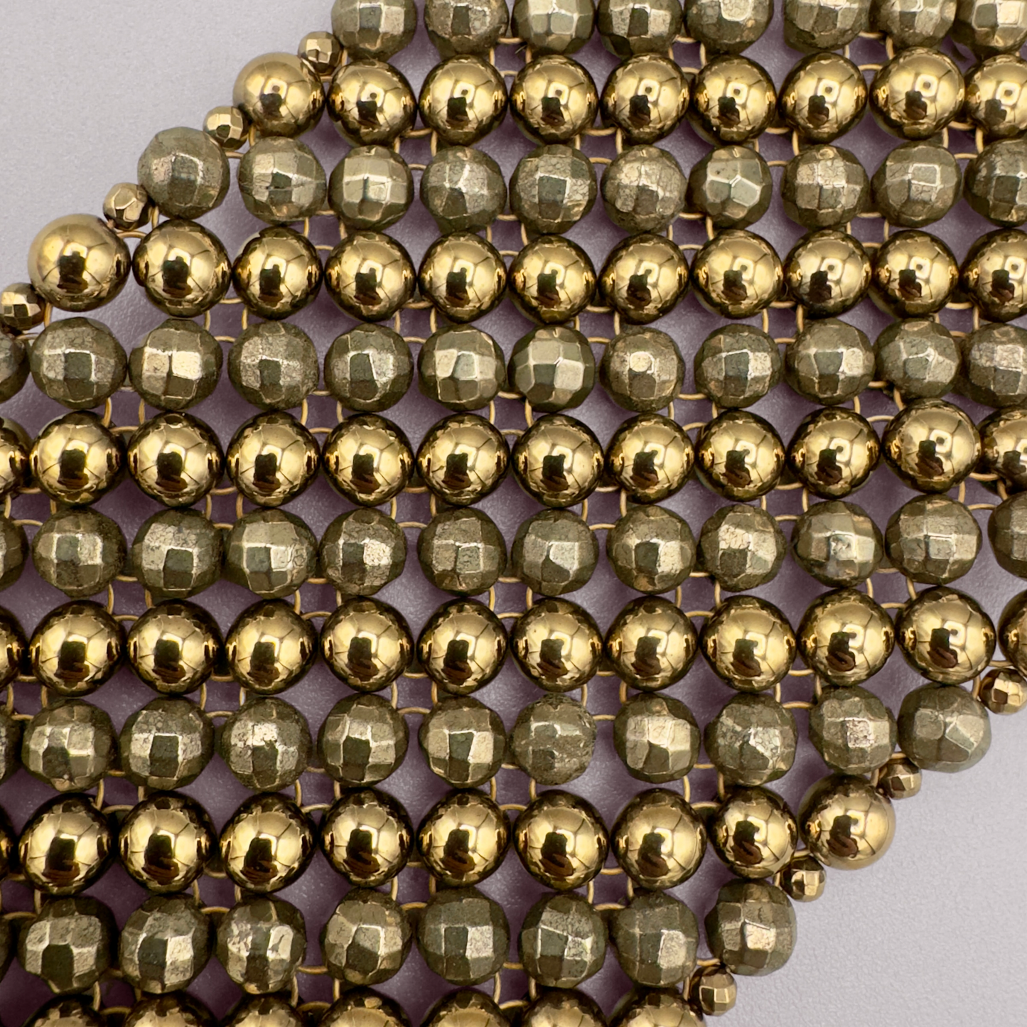 SAHARA S8 Choker in Pyrite + Gold