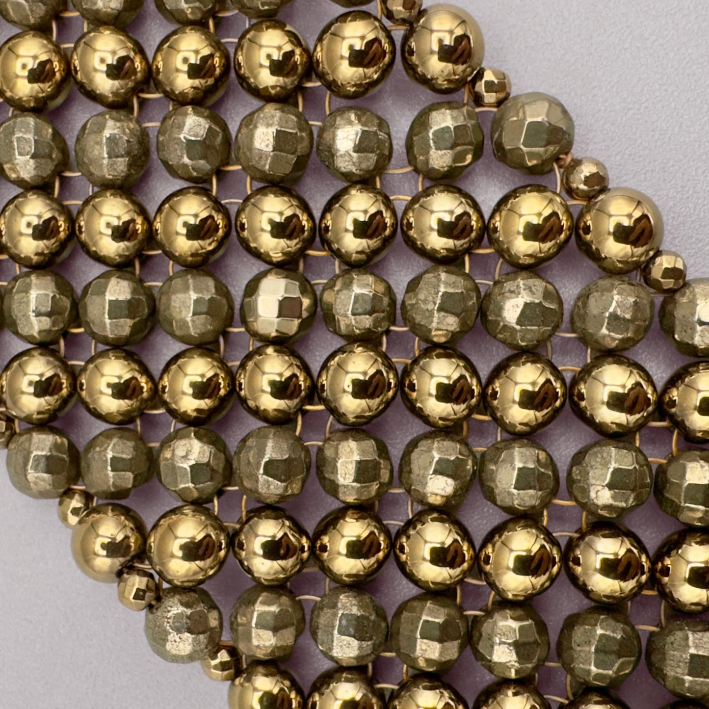 SAHARA S6 Choker in Pyrite + Gold