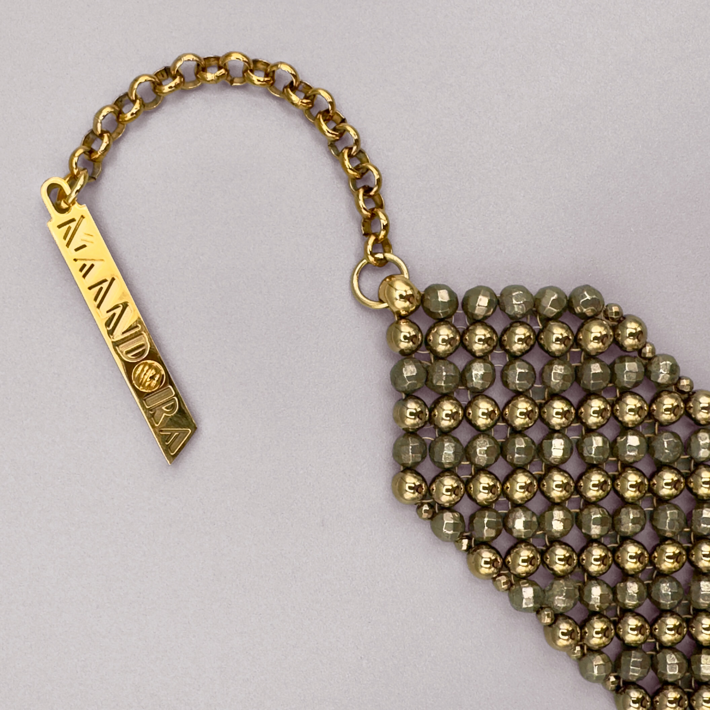 SAHARA S6 Choker in Pyrite + Gold