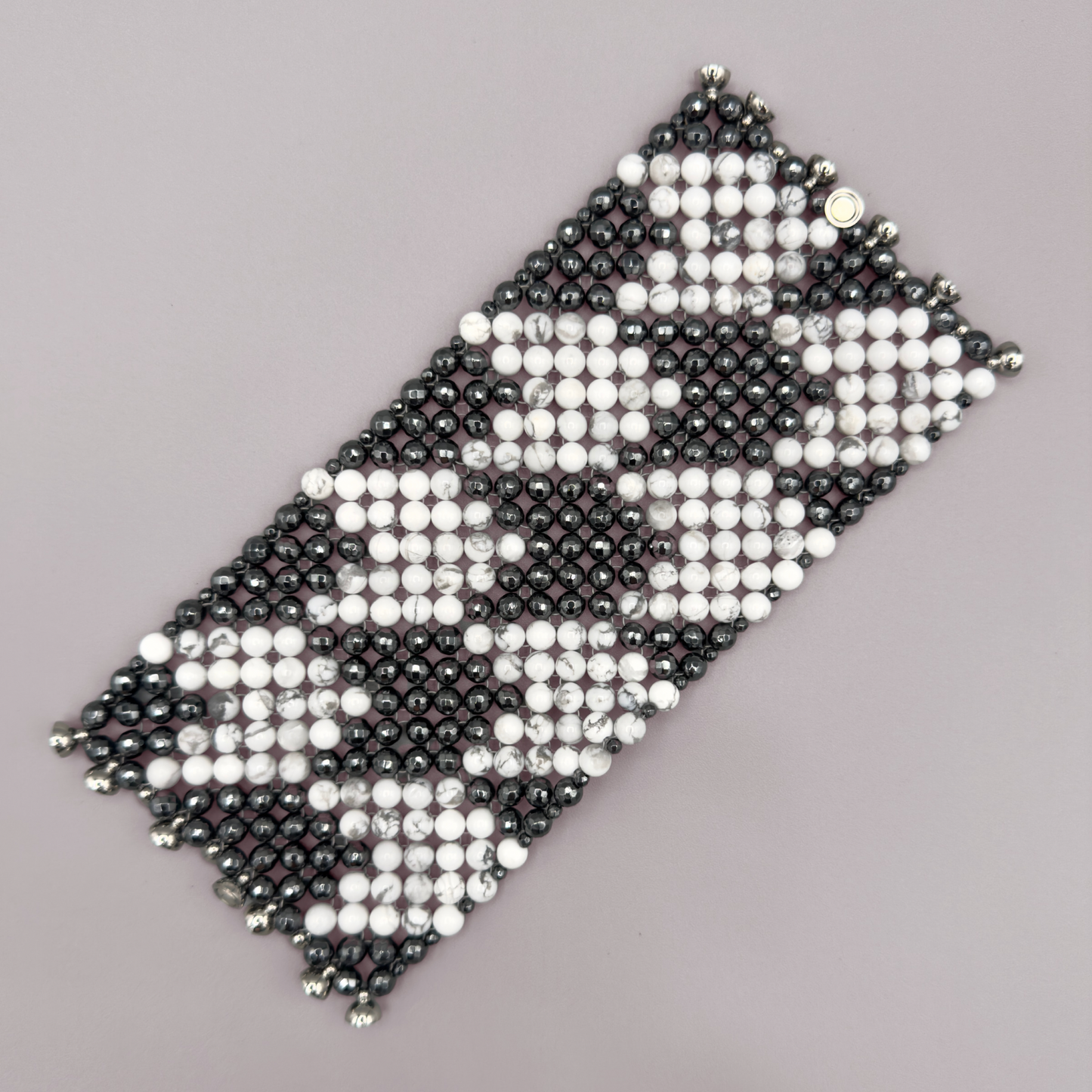 SAHARA S10 Bracelet in Howlite + Hematite