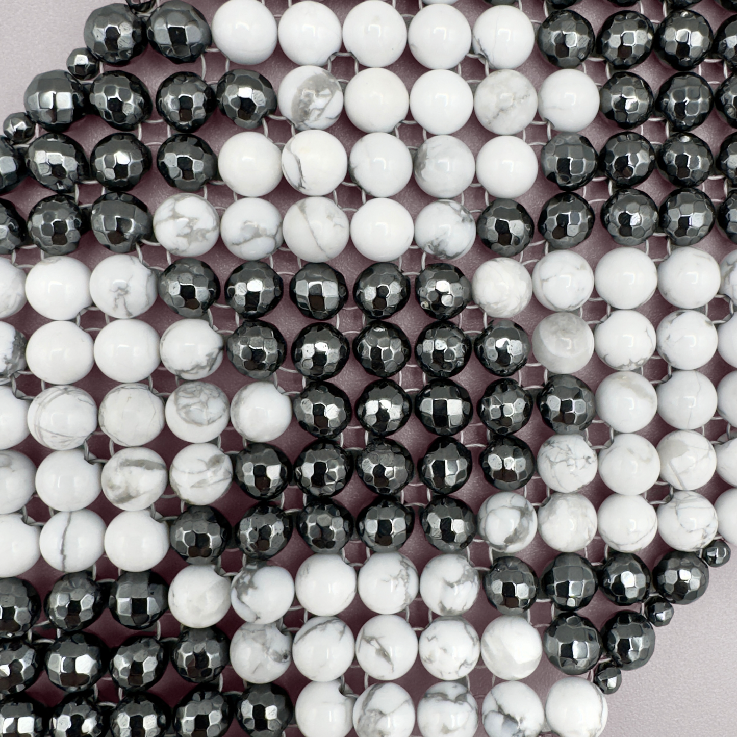 SAHARA S10 Bracelet in Howlite + Hematite