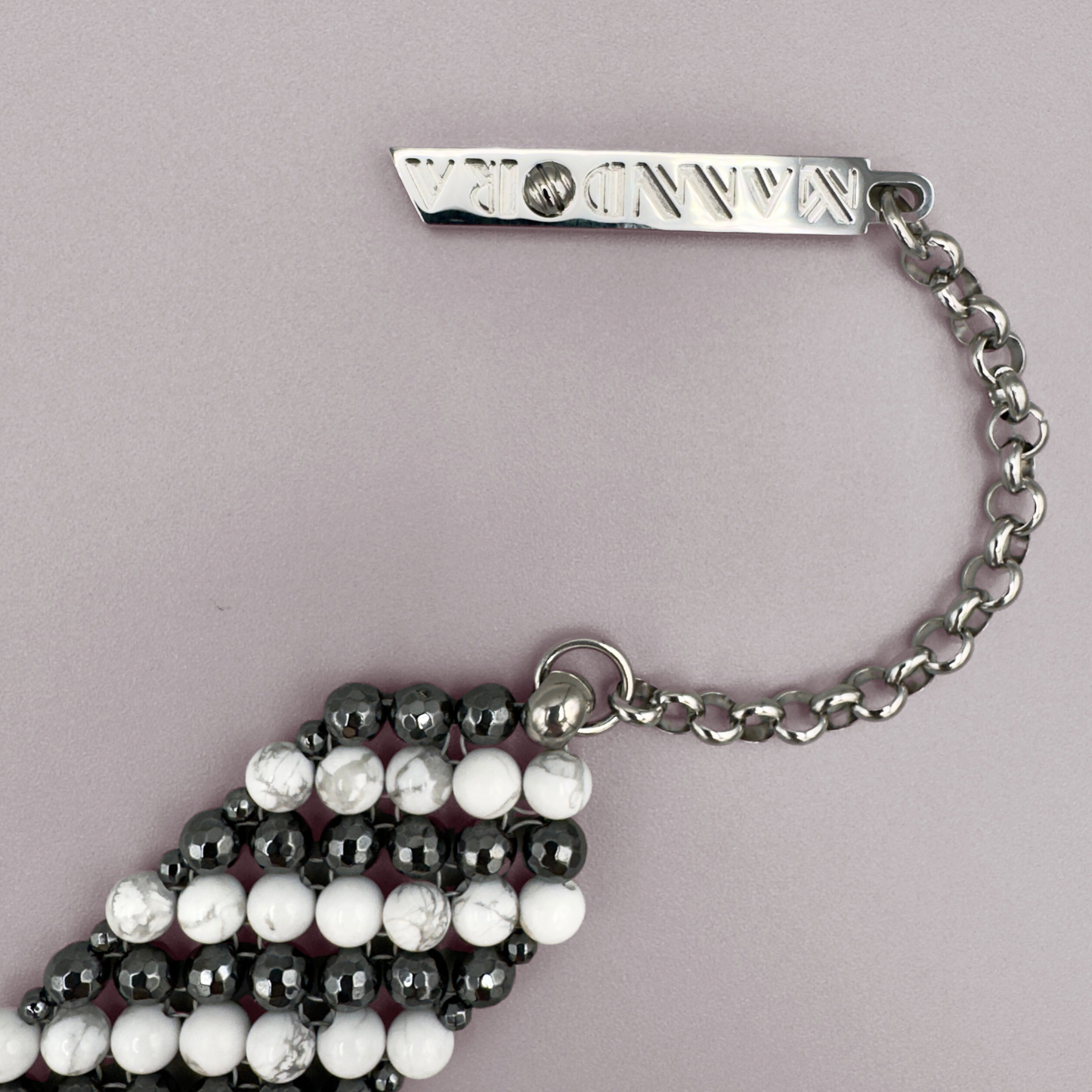 SAHARA S4 Choker in Howlite + Hematite