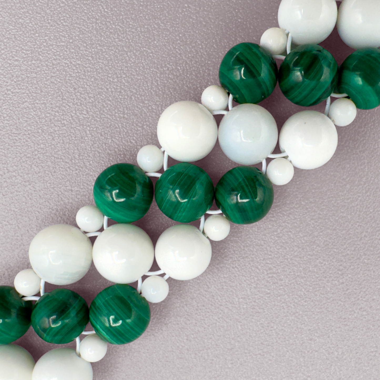 SAHARA S2 Choker in Malachite + White Shell