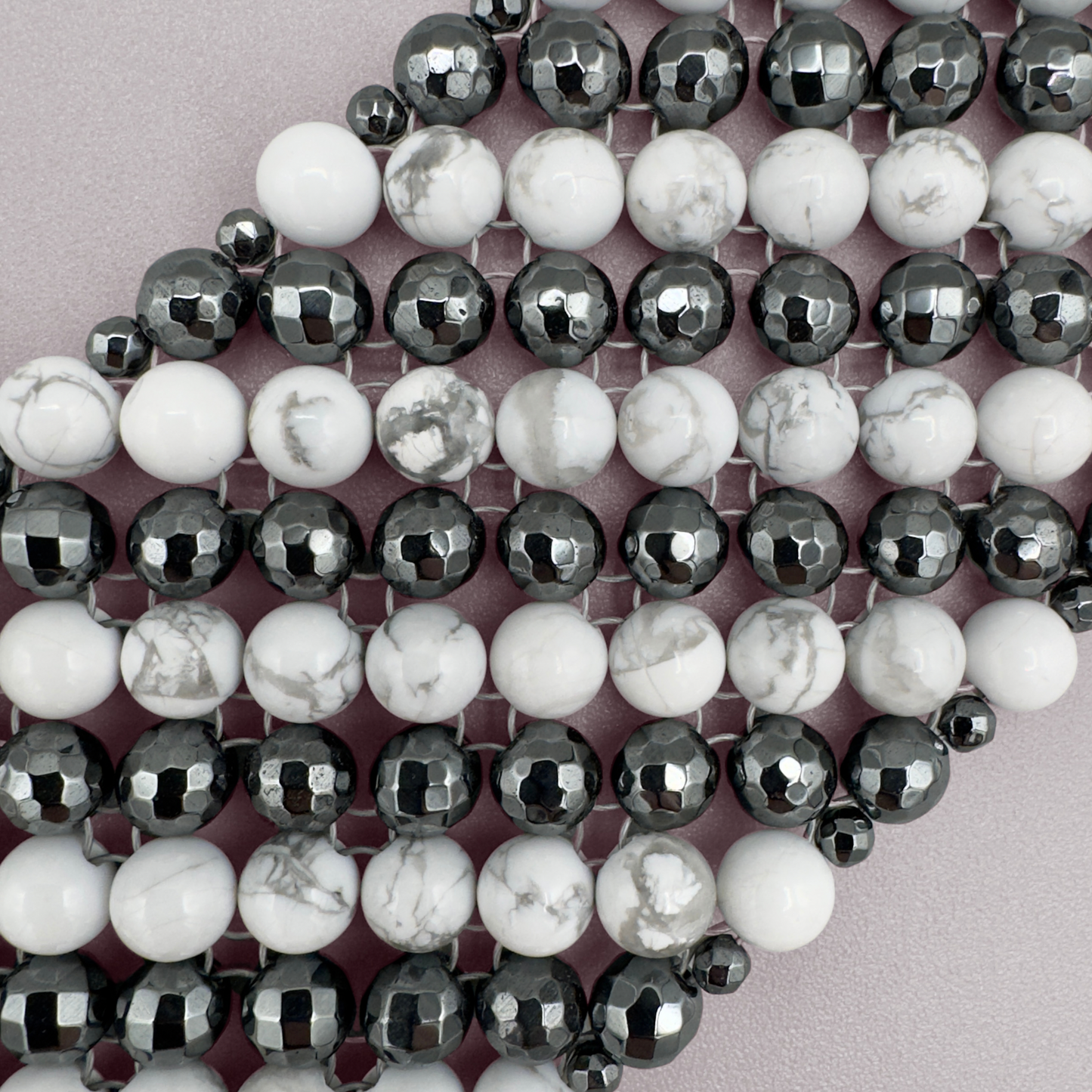 SAHARA S6 Bracelet in Howlite + Hematite