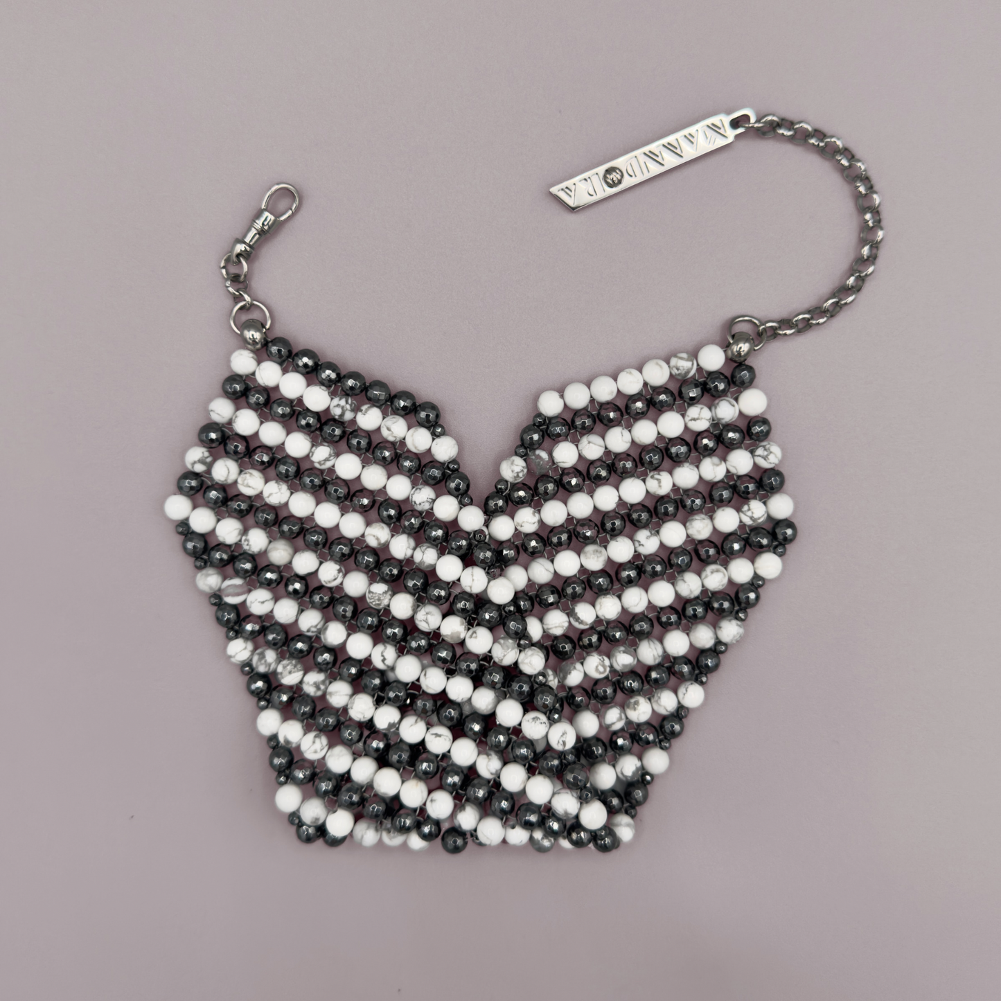 SAHARA S8 Choker in Howlite + Hematite