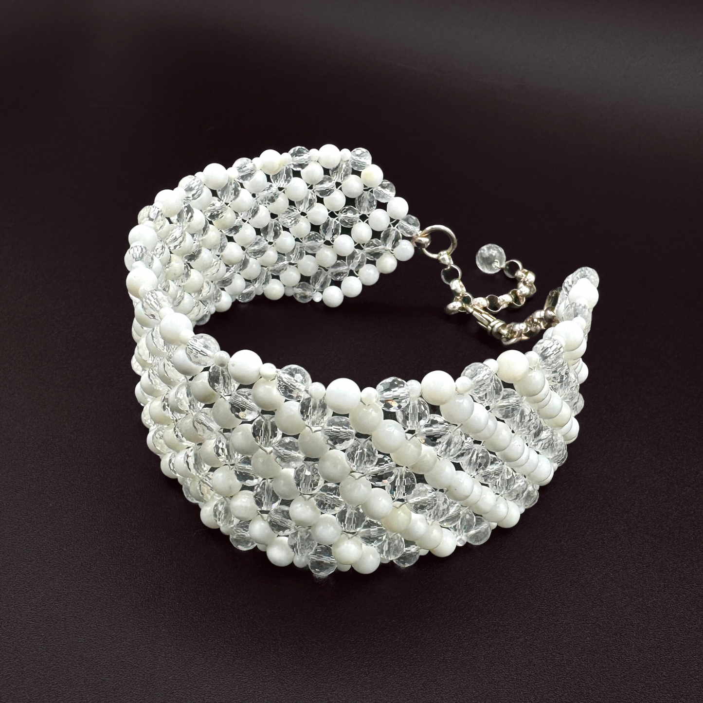SAHARA S6 Choker in White Shell + Clear Quartz