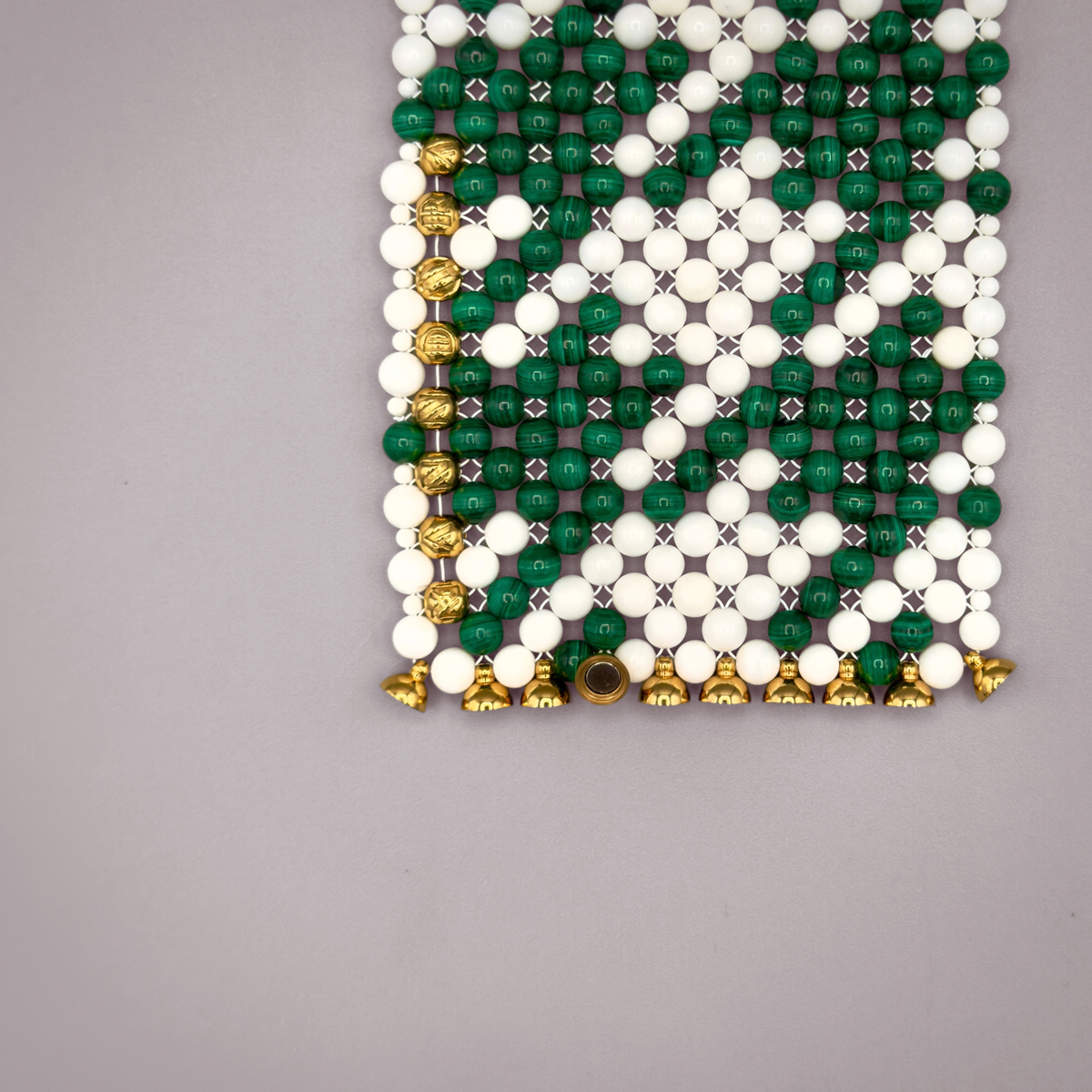 SAHARA S8 Bracelet, Classic Tooth, Malachite + White Shell
